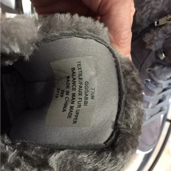 GBG Los Angeles sneakers by Guess NWOT - Picture 6 of 9